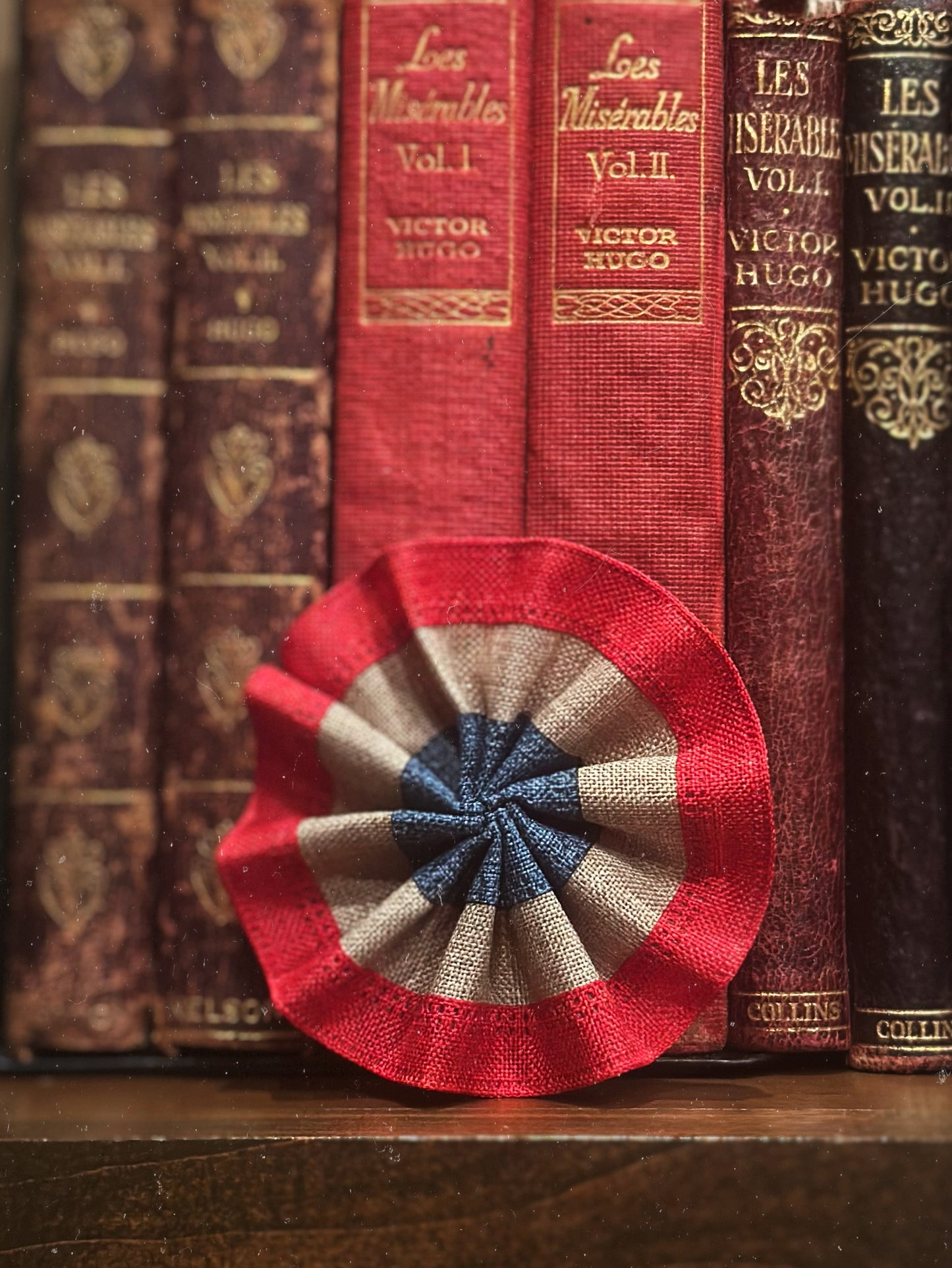 Antique Style Cockade Rosette